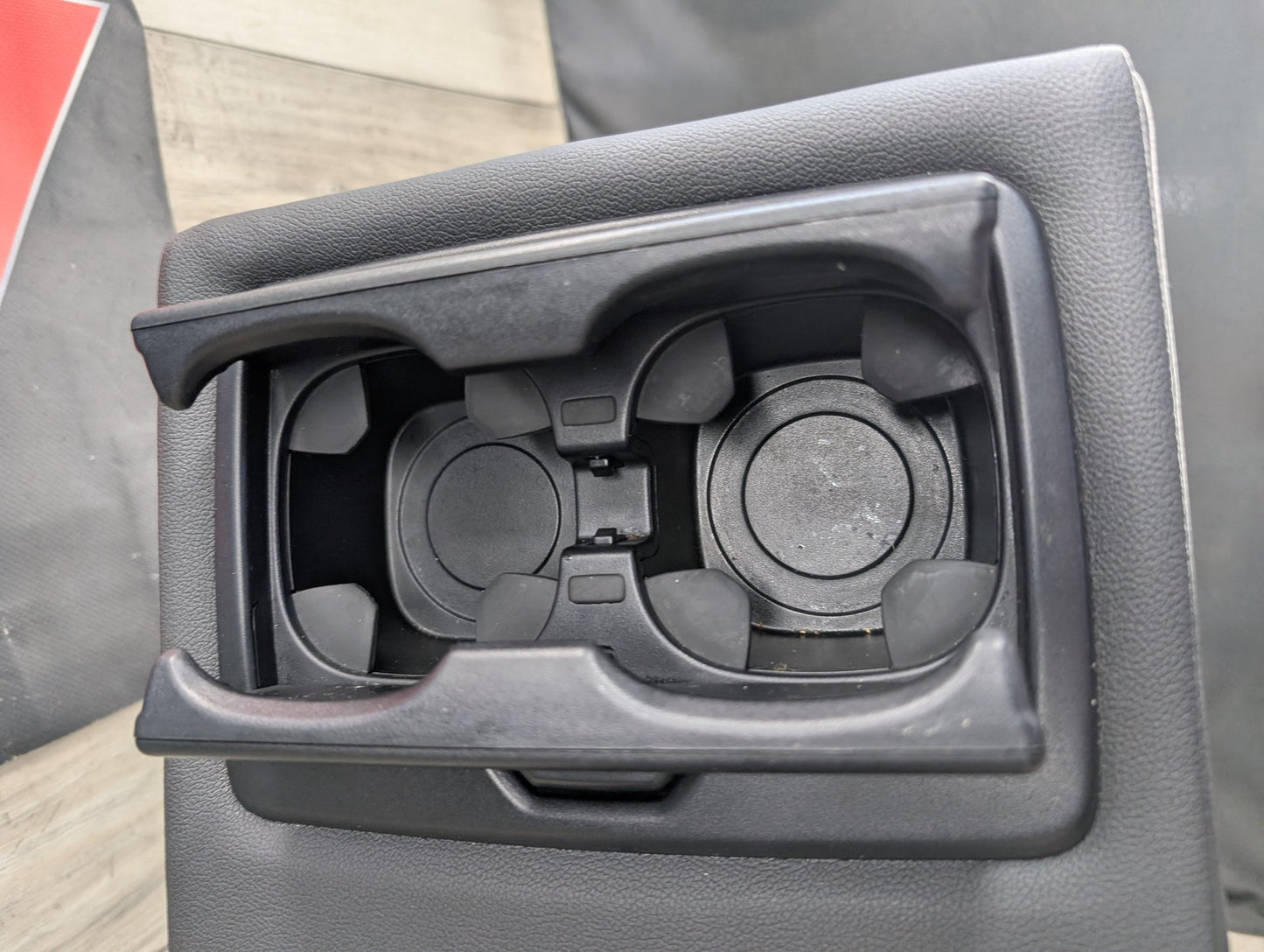 2018 - 2023 BMW X3 G01 Rear Center Middle Seat W/ Cupholder Armrest Assembly 7469760 B58B30M0
