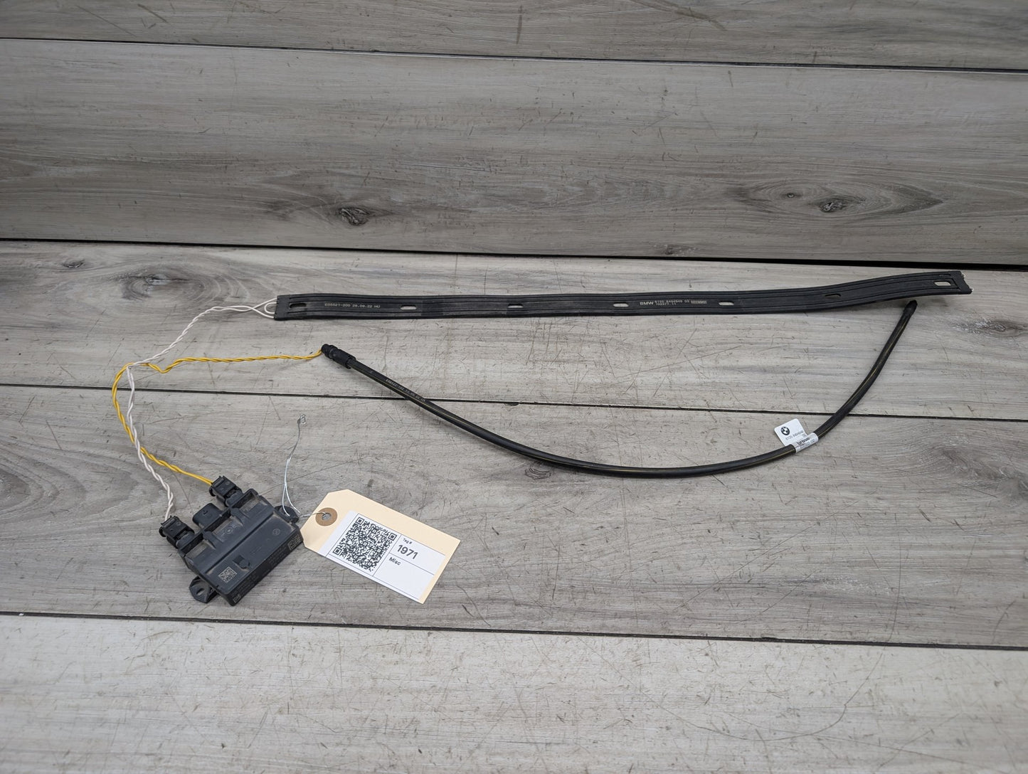 2021-2026 BMW 430i G22 Rear Smart Opener Sensor Module W/ Harness & Strap SET 5A74F44