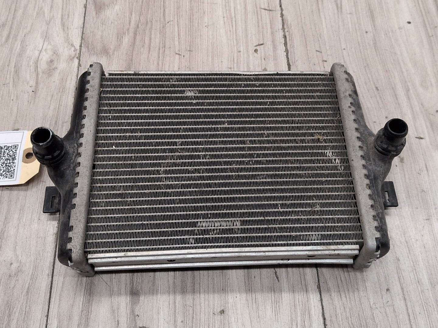 OEM BMW F22 F23 F30 F32 F33 F36 335 440 Engine Oil Auxiliary Secondary Radiator