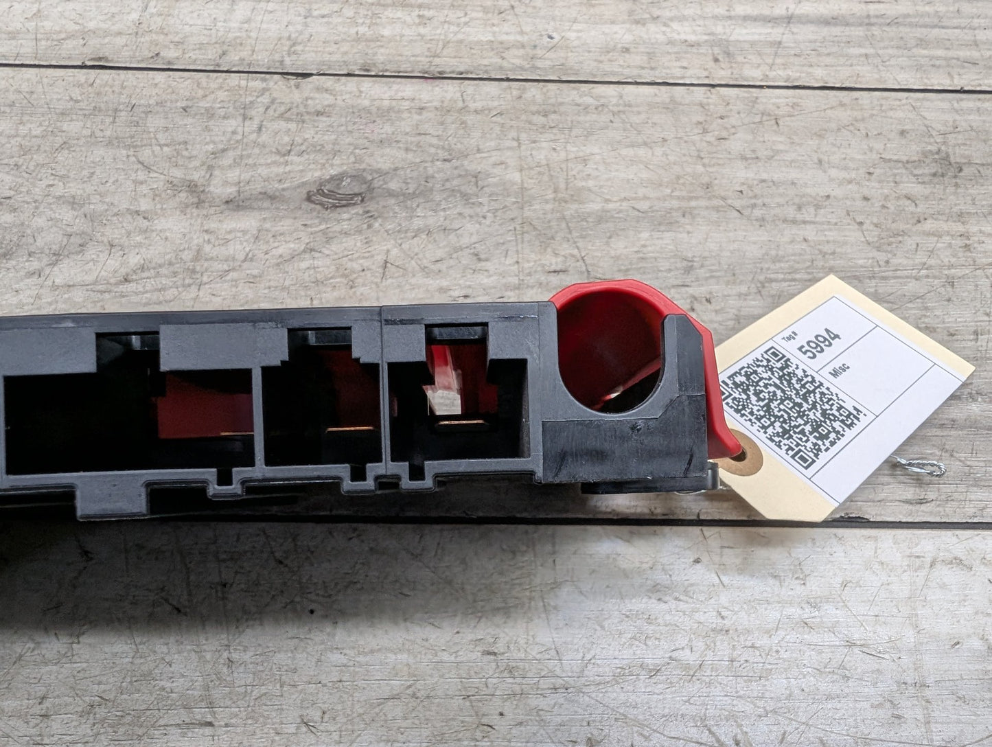 OEM BMW G11 G12 G14 G15 G16 G30 B+ Junction Terminal Power Relay Fuse Box