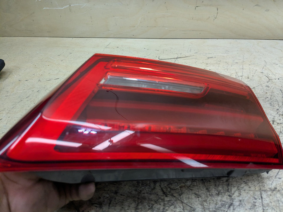 17-20 OEM BMW F90 G30 530 540 M550 M5 Rear Right Passenger Trunk Tail Light
