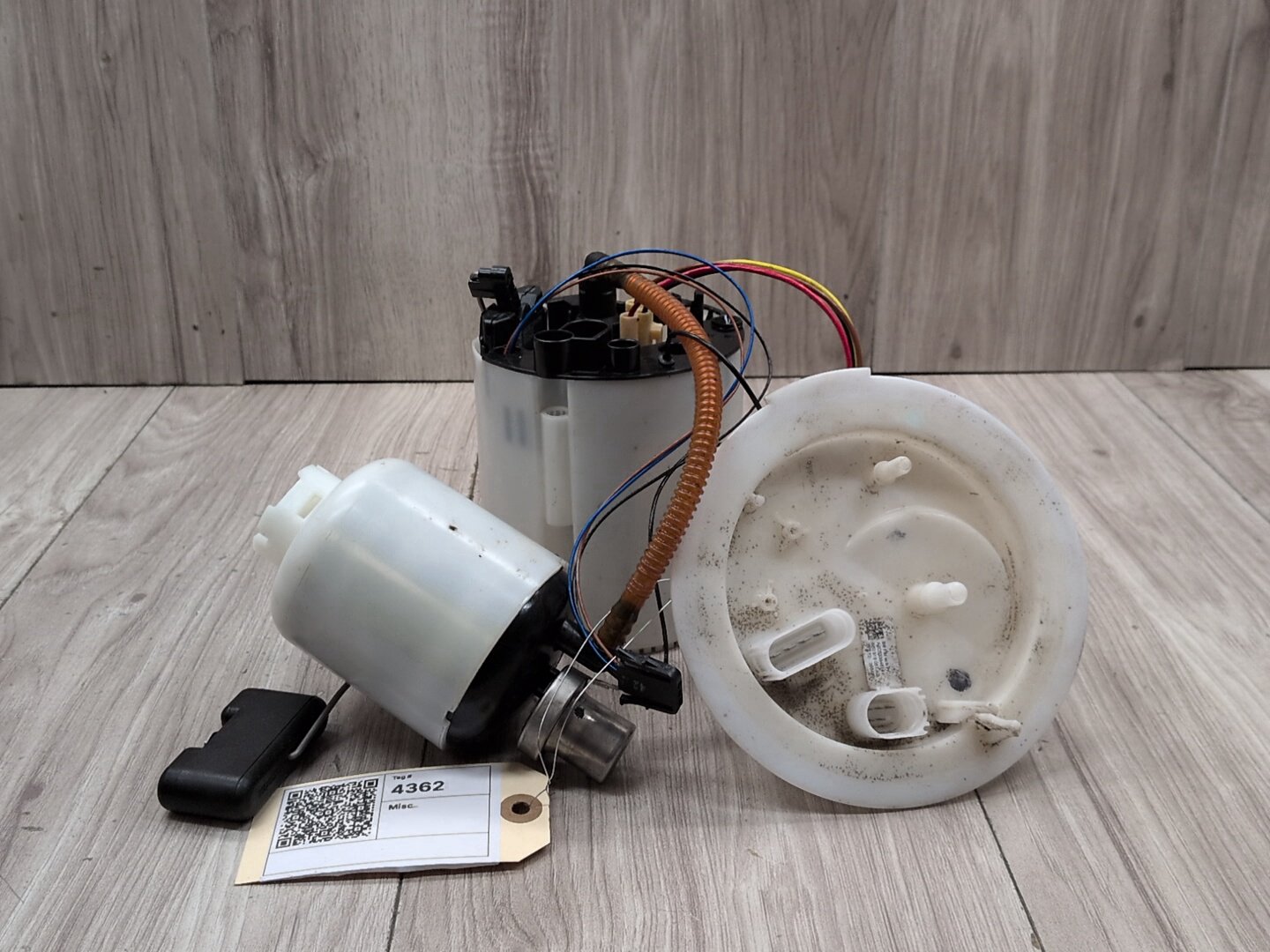 2008 - 2017 Audi S5 8T Fuel Gas Tank Sending Unit Assembly 8k0919051AD