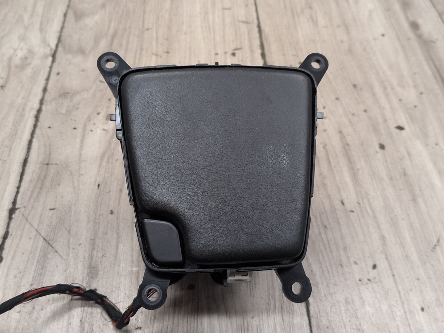 2012-2018 BMW M6 F06 - Center Console Ashtray Ash Tray PN: 9197231