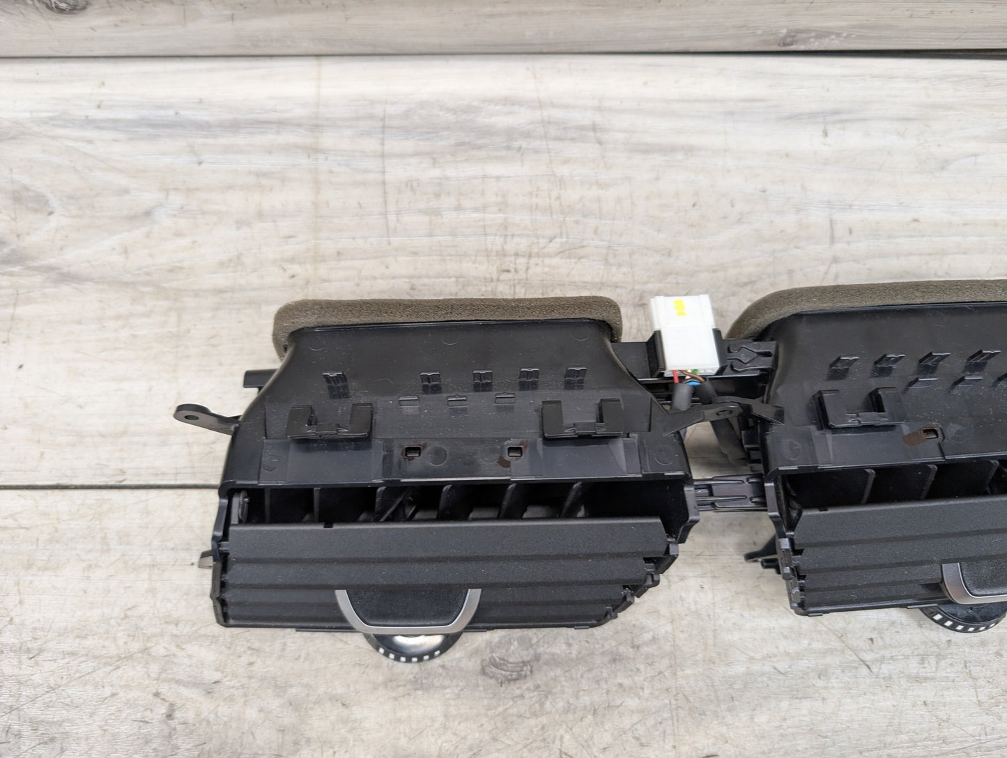 OEM BMW F90 G30 G31 G32 530 540 M550 M5 Center Dashboard AC Heat Fresh Air Vents