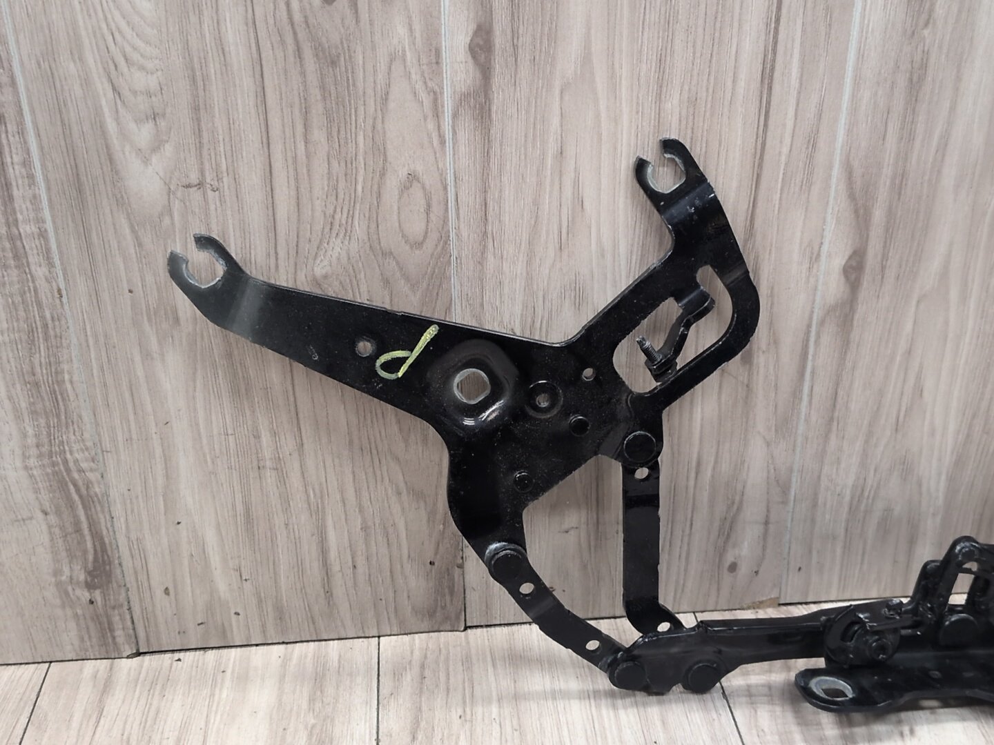 OEM BMW F15 F16 F85 X5 X6 Left Right Hood Hinge Support Bracket Brace SET