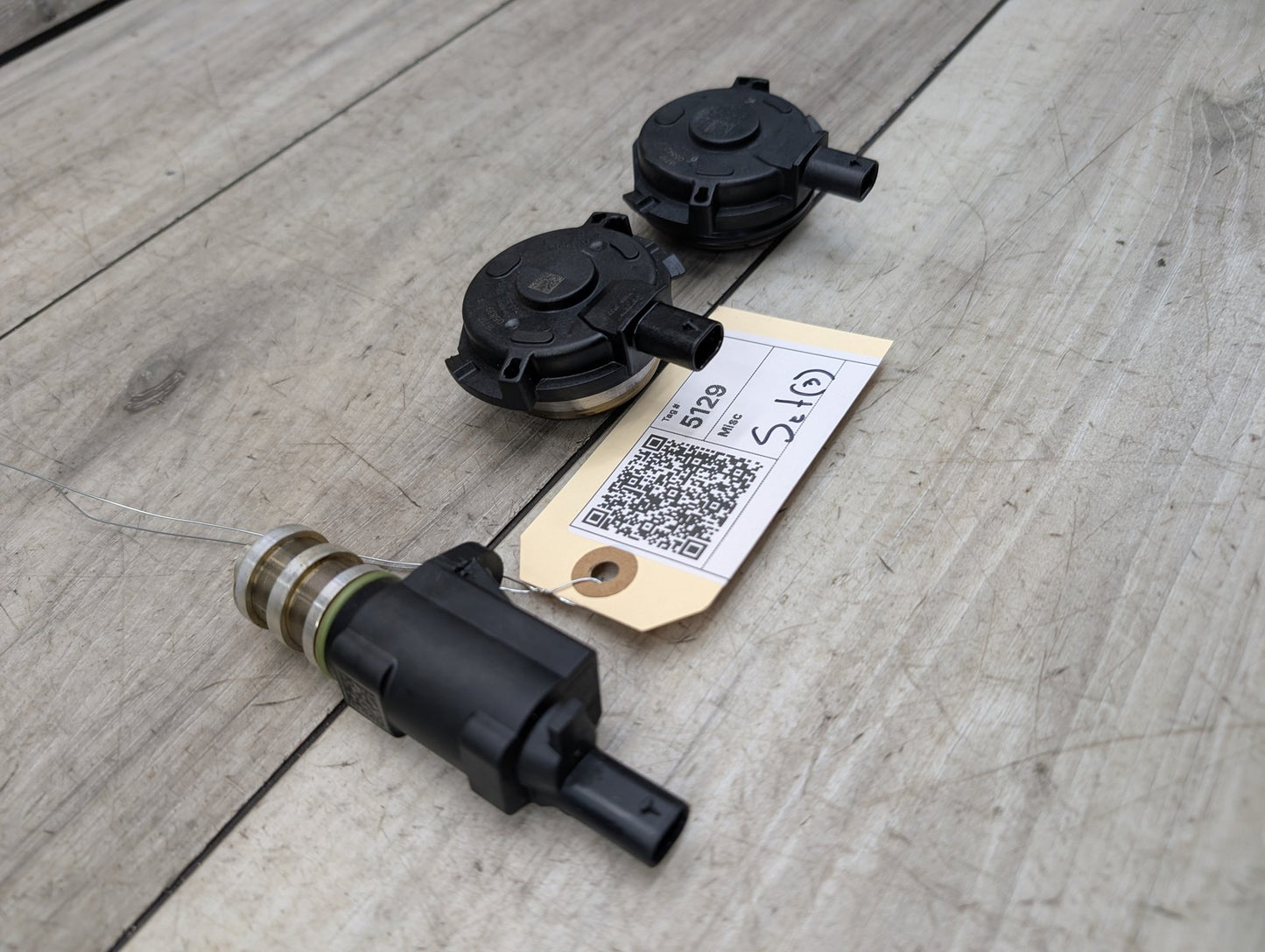 2018 BMW 340 F34- VVT Timing Vanos Solenoid SET 7614288