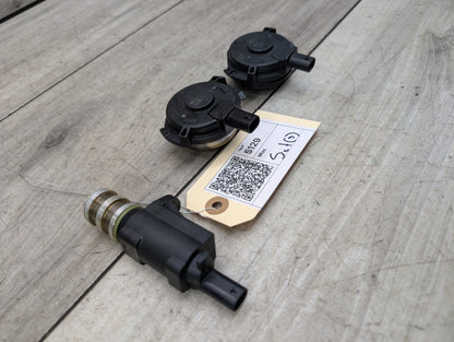 2018 BMW 340 F34- VVT Timing Vanos Solenoid SET 7614288