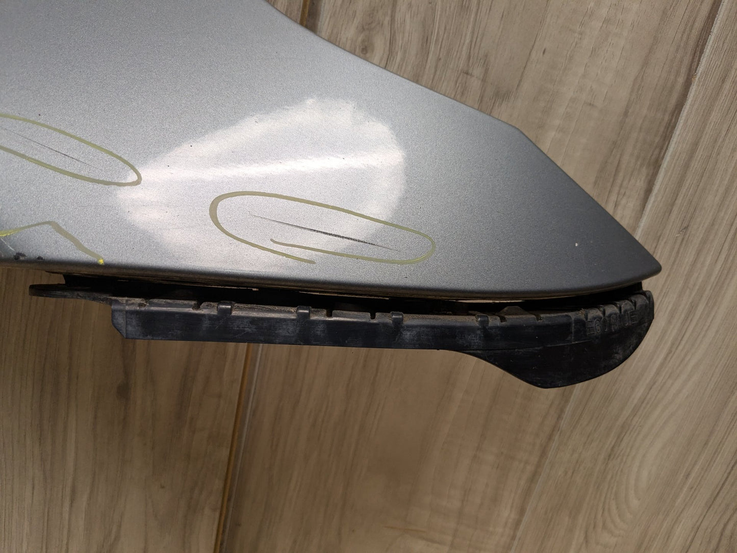 04-10 BMW E60 Front Right Passenger Fender Panel Grey A52