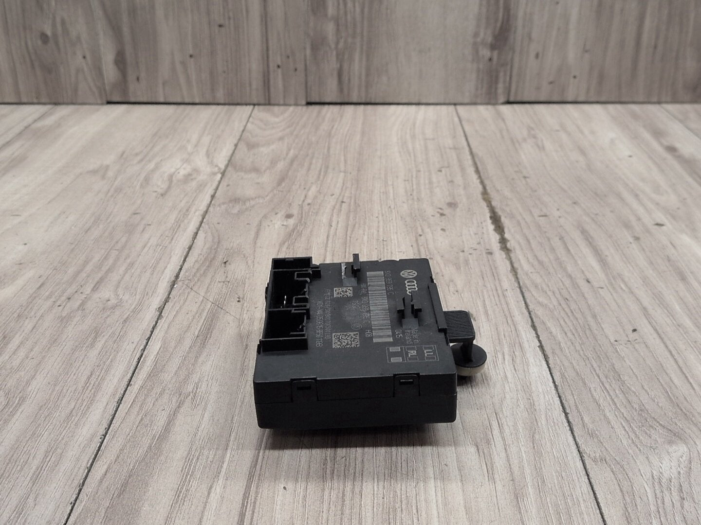 15-18 OEM Audi Q3 Rear Right Passenger Side Door Window Control Module