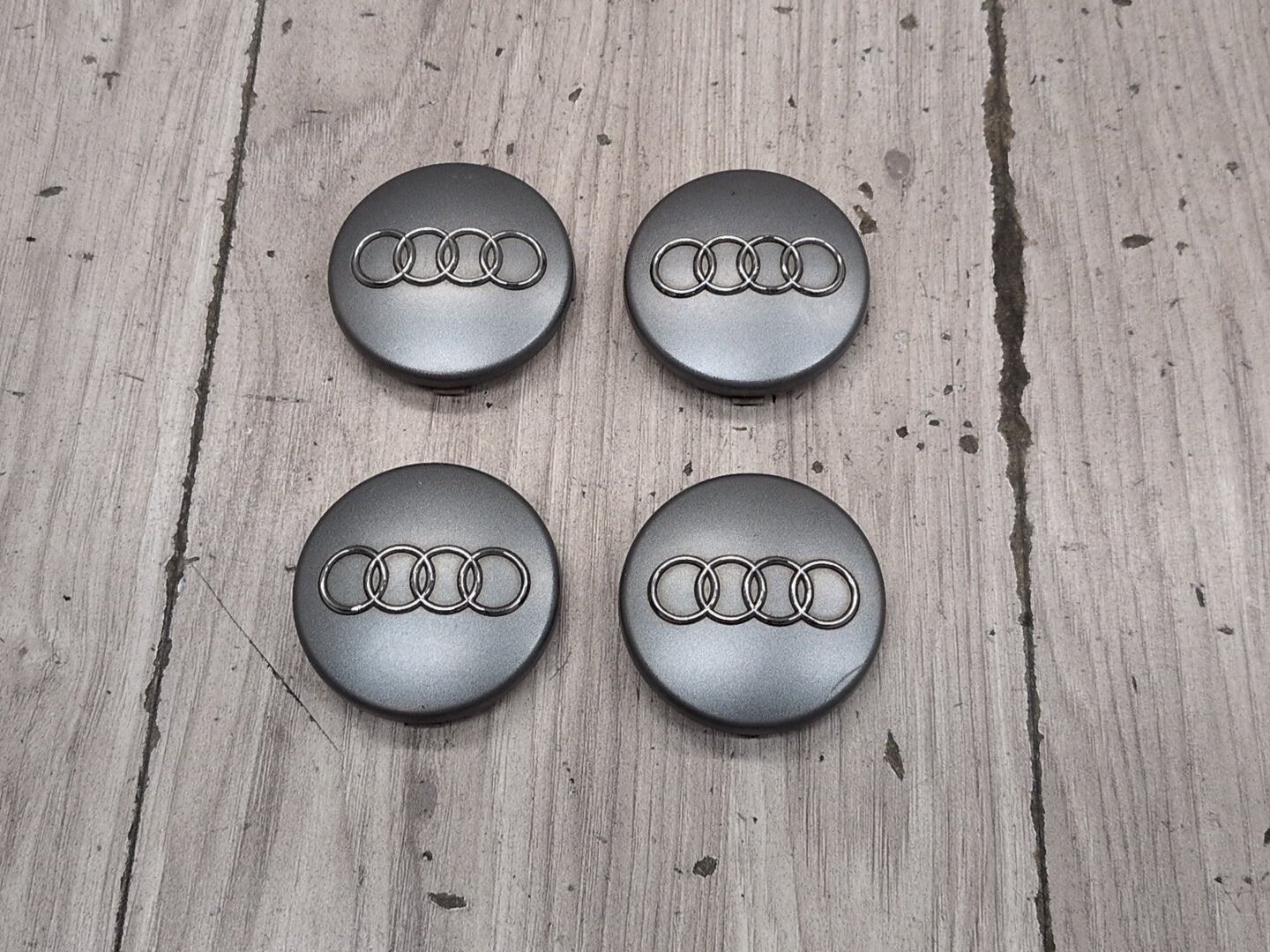 2015-2018 Audi Q3 8U - Wheel Rim Hub Center Cap SET PN: 4B0601170