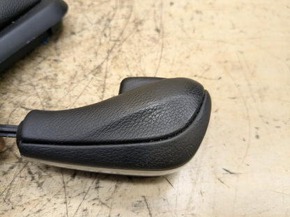2008-2013 BMW 135i E88 Gear Selector Shifter Knob Panel Assembly 7078567