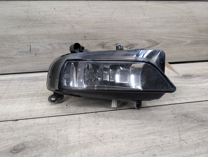 2008 - 2017 Audi S5 8T Front Right Passenger Bumper Fog Lamp Light 8T0941700G
