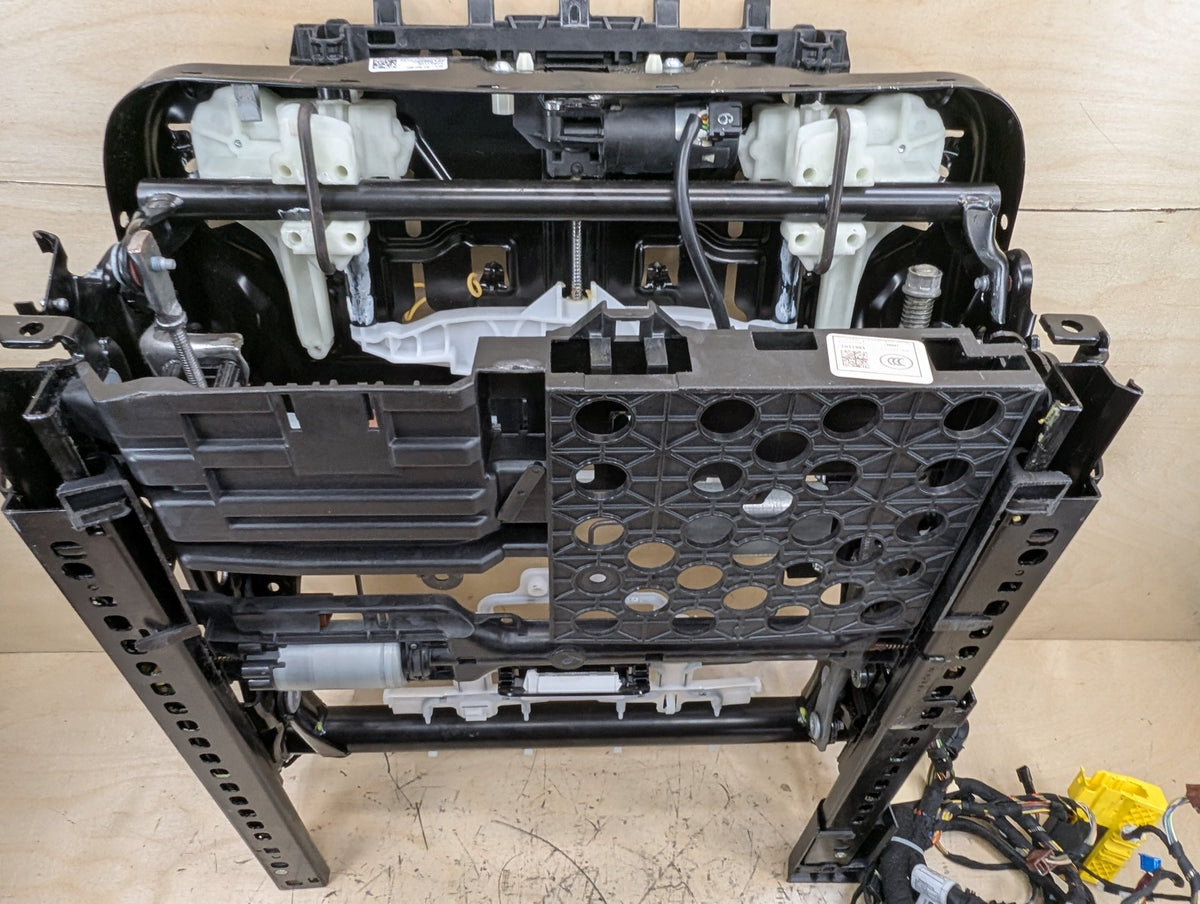 OEM BMW F95 G05 G06 G07 X5 Front Right Passenger Seat Lower Track Frame w Motors