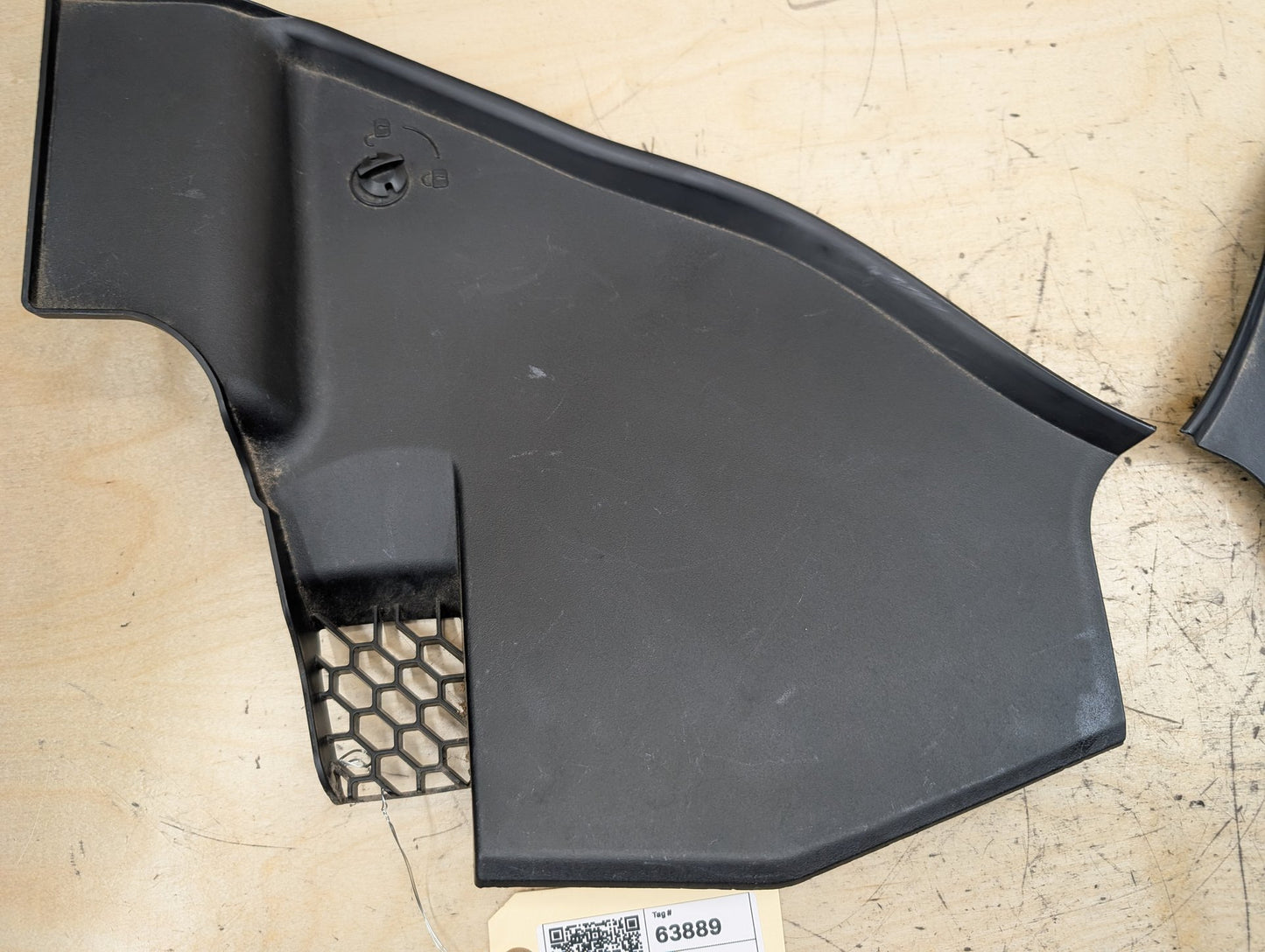 2018-2024 BMW X3 G01 Left Right Side Cowl Covers SET 7399018