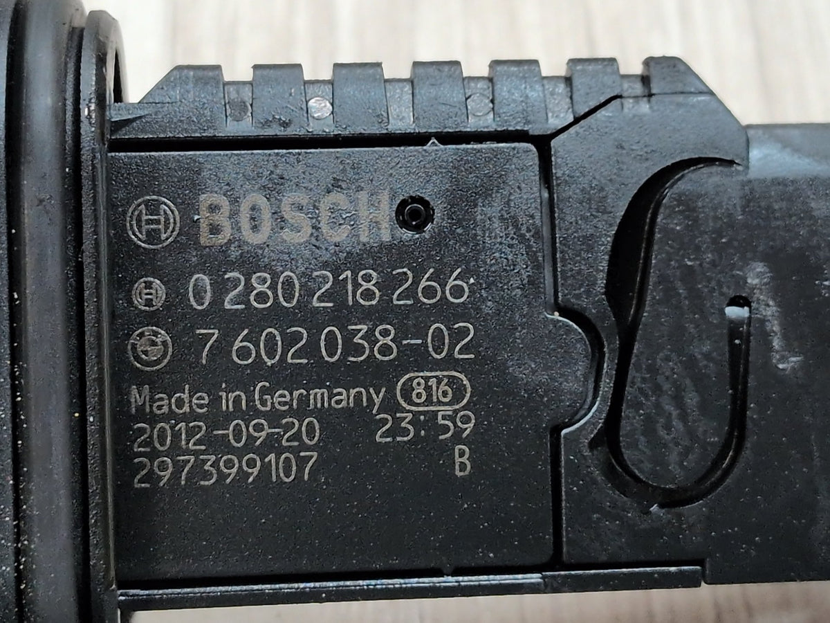 OEM BMW F10 F15 F30 F32 F48 F80 Engine N20 N26 MAF Mass Air Flow Sensor Meter