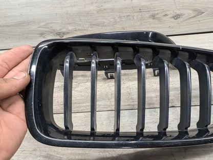 2012-2018 BMW 340i F30 Front Left Right Upper Bumper Cover Kidney Grilles SET 7405835