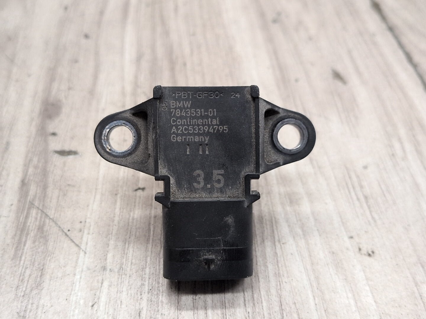 2012-2018 BMW 320i F30 Manifold Absolute Pressure (MAP) Sensor 7843531