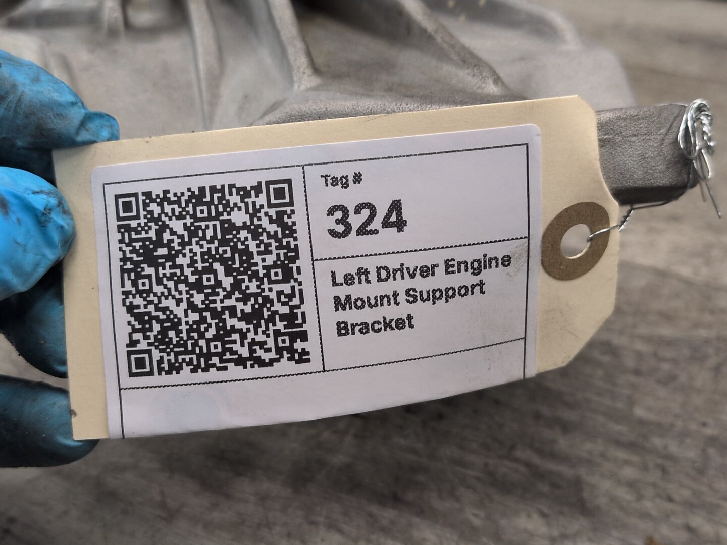 OEM BMW G01 G05 G12 G20 G22 G26 G30 Left Driver Engine B58 Motor Mount Bracket