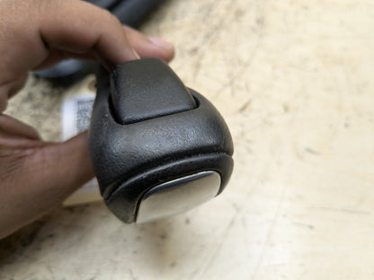 2008-2013 BMW 135i E88 Gear Selector Shifter Knob Panel Assembly 7078567