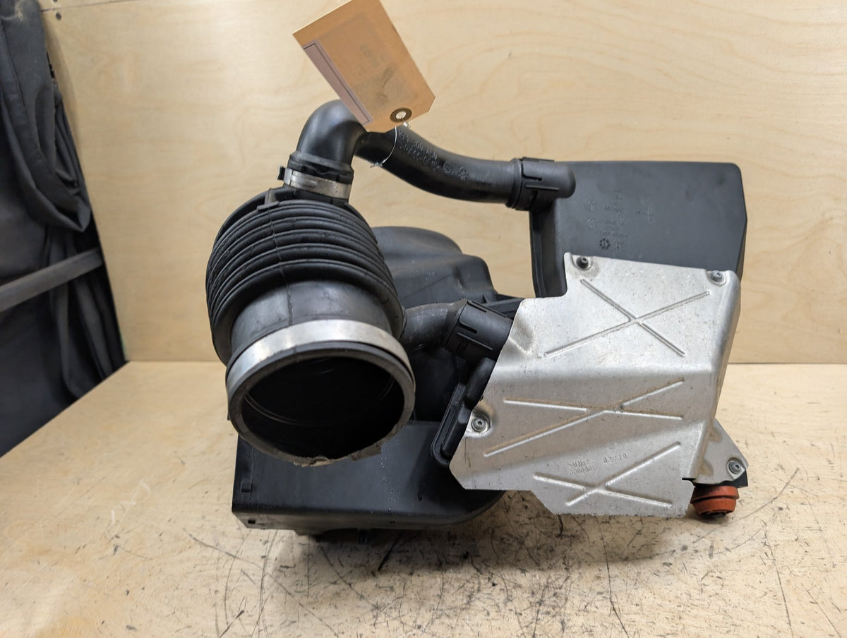 2019-2026 BMW G05 X5 B58B30M1 Engine Air Filter Box Assembly 8607950