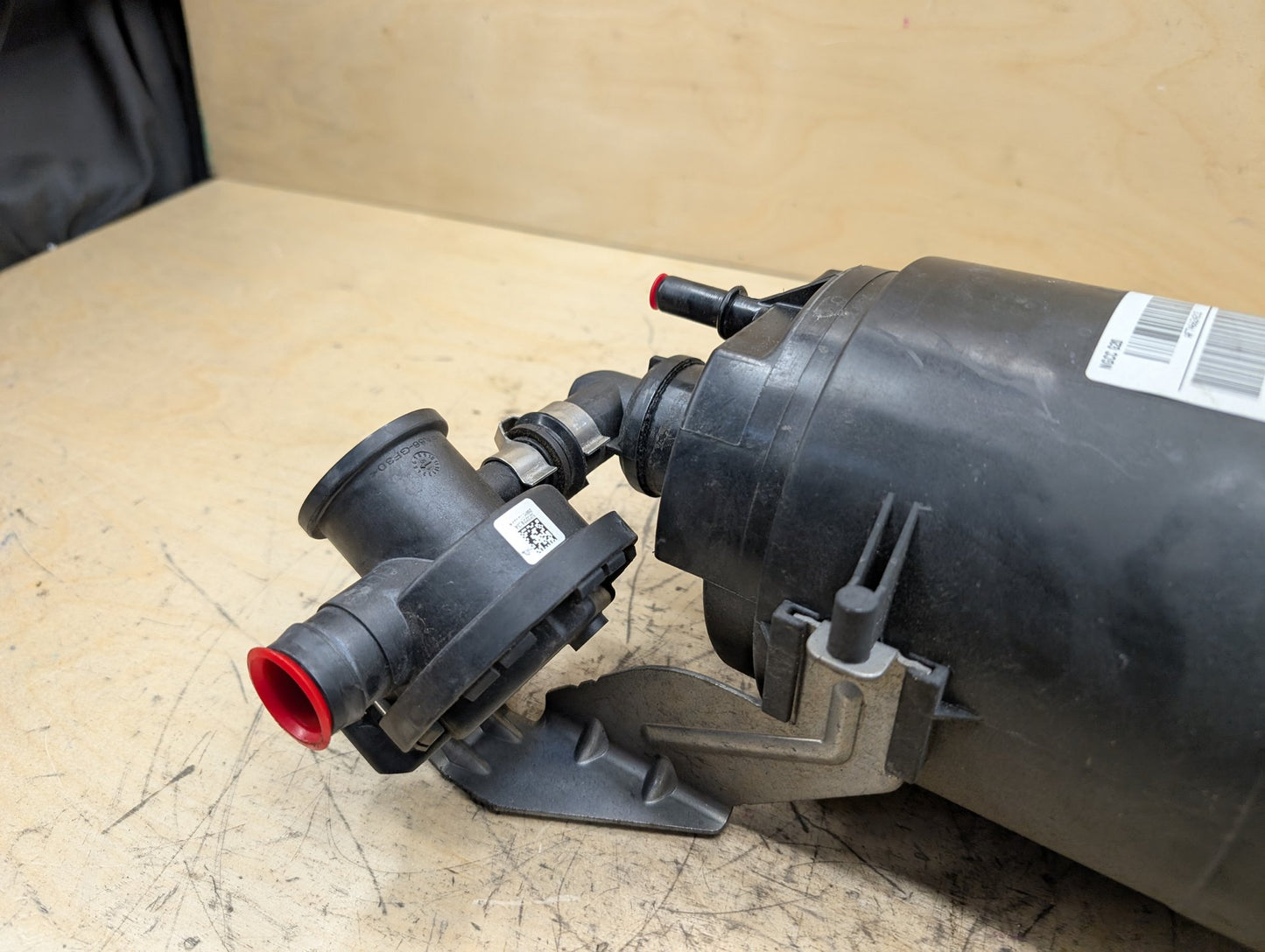 OEM BMW G20 G22 G26 G42 G80 Charcoal Filter Fuel Tank Vapor Evaporator Canister