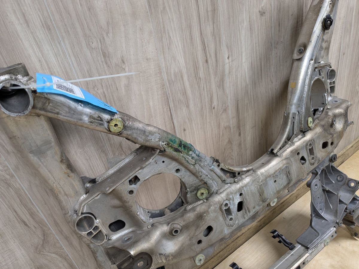 2016-2019 BMW 740i G12 RWD Front Axle Support Crossmember Subframe 6861106