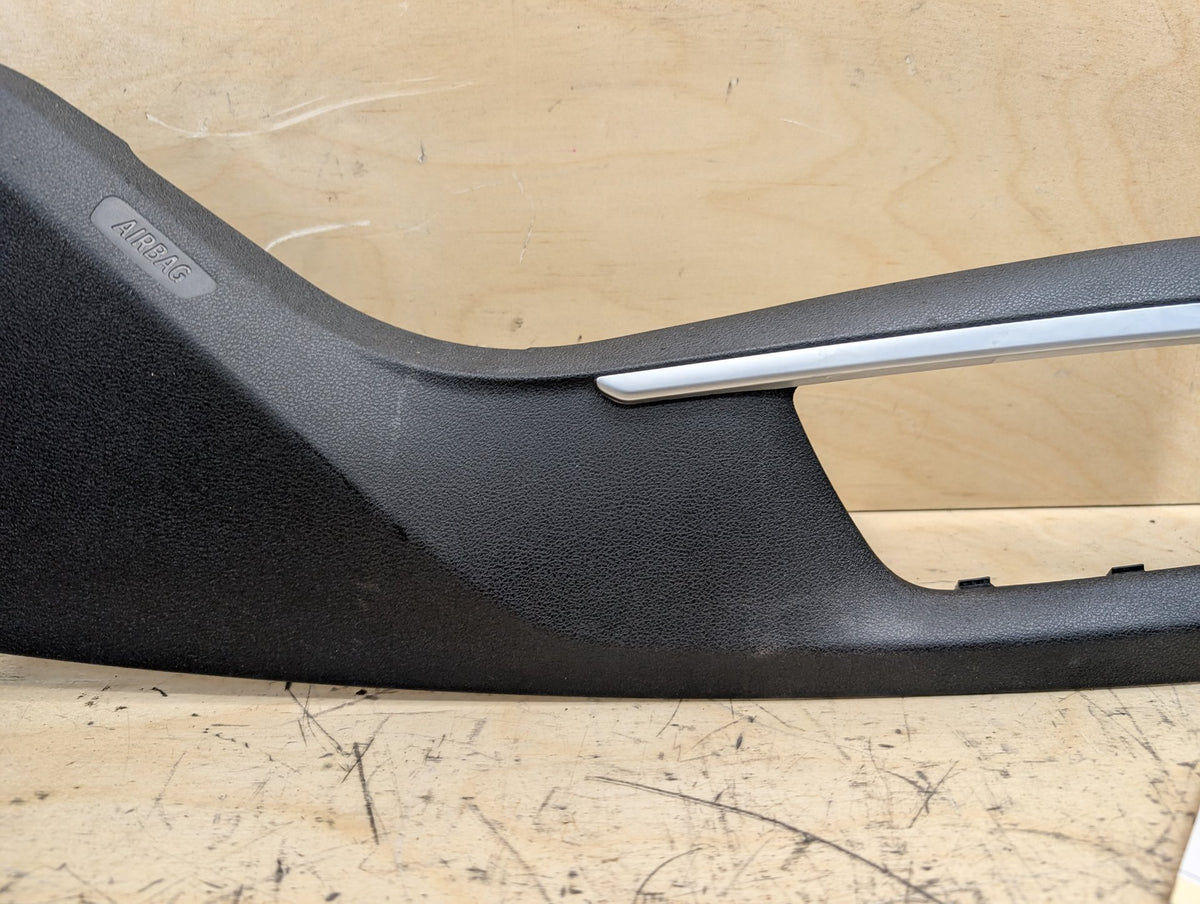 2016-2019 BMW 740i G12 Front Right Passenger Seat Switch Trim Bezel 7368556
