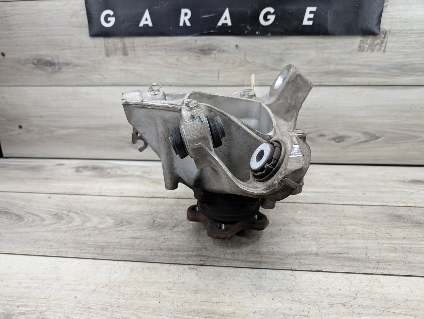 OEM BMW G05 G06 G07 X5 X6 X7 Rear Left Driver Side Hub Spindle Knuckle Bearing