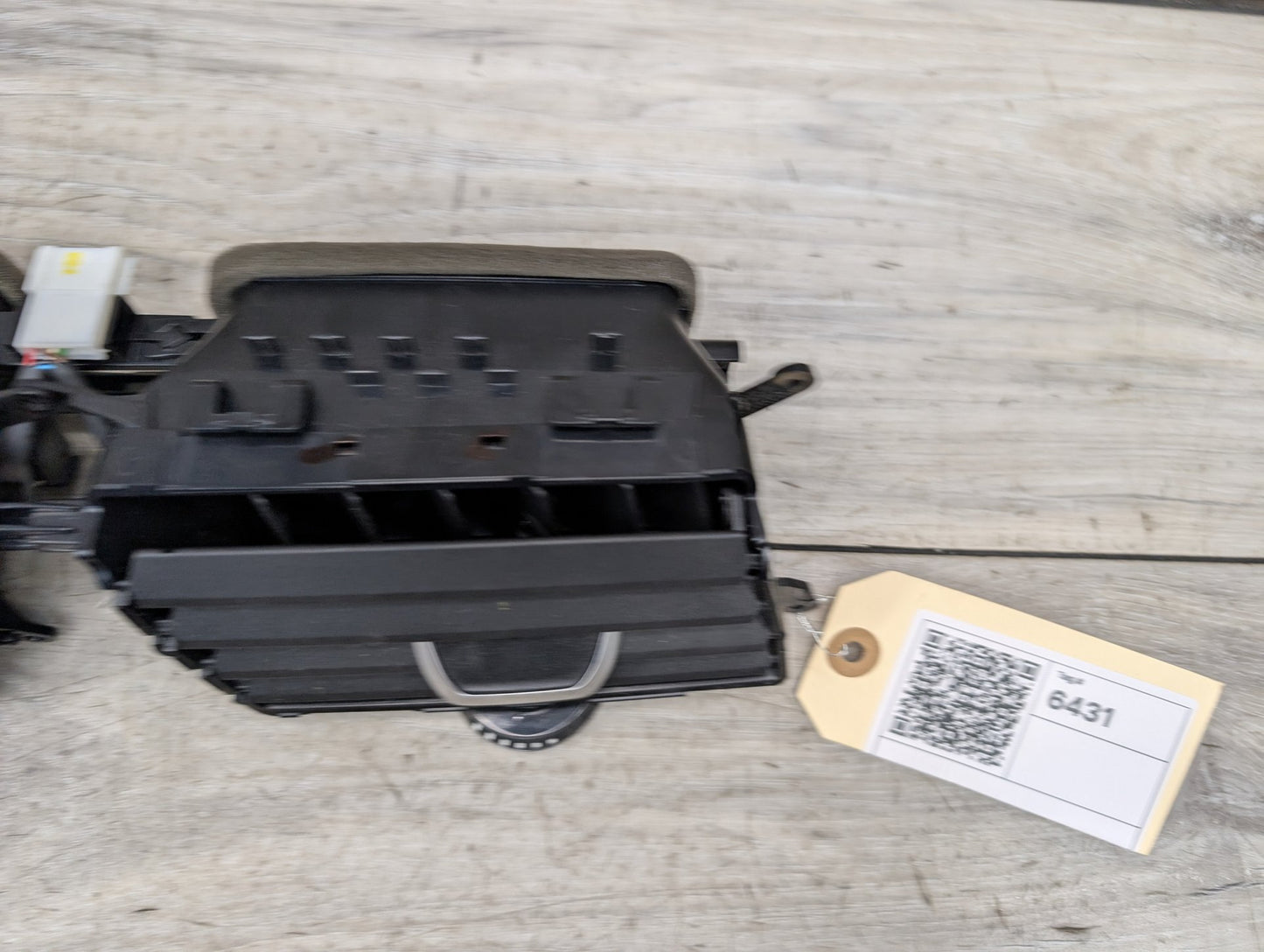 OEM BMW F90 G30 G31 G32 530 540 M550 M5 Center Dashboard AC Heat Fresh Air Vents