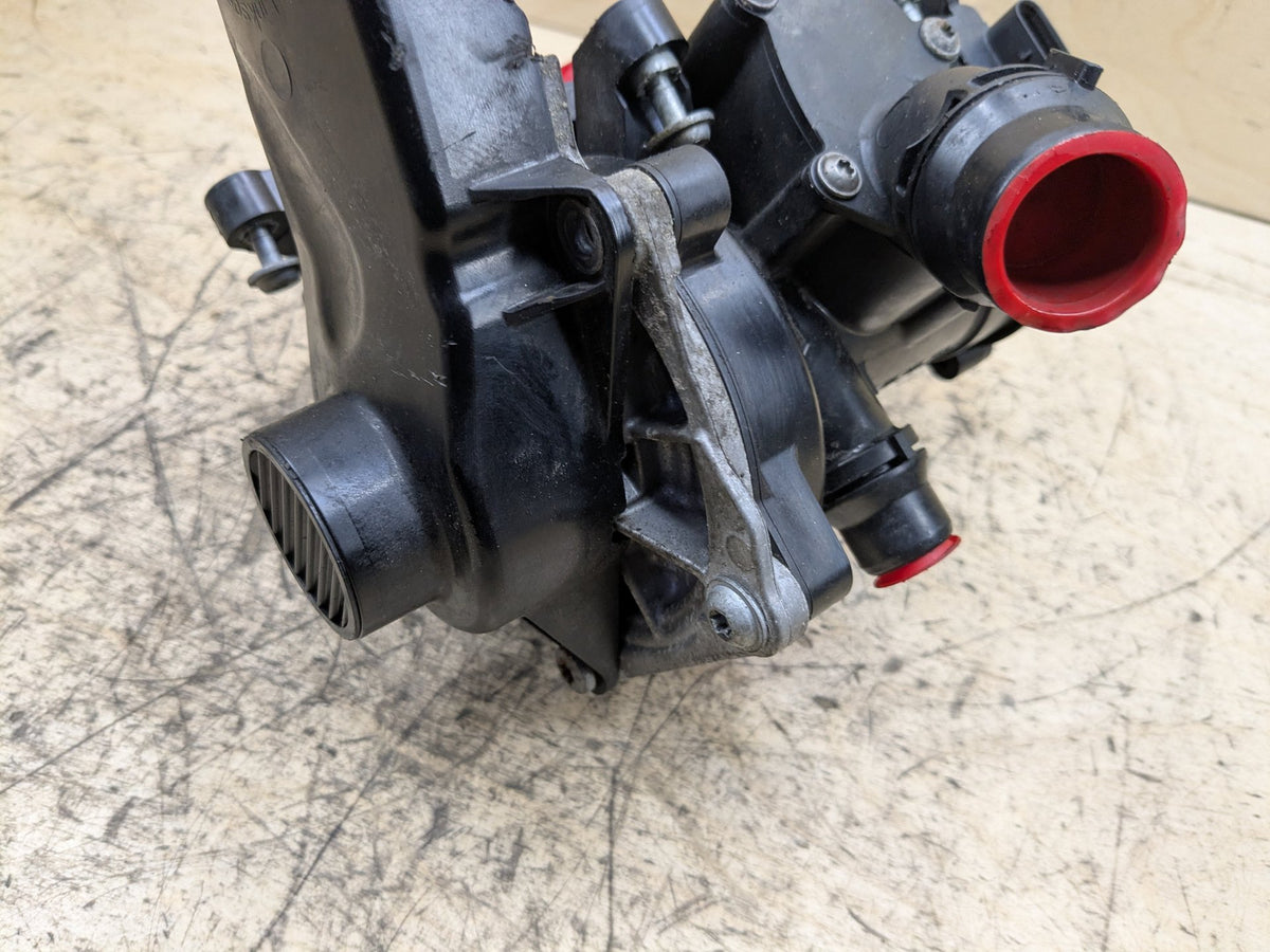 2012-2018 Audi C7 A6 CYNB Engine Motor Cooling Auxiliary Water Pump 06L121111M