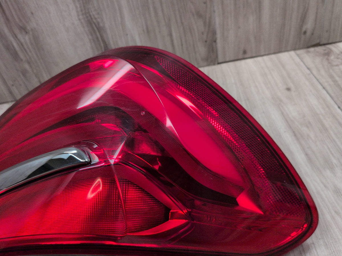 16-19 OEM BMW G11 G12 740 750 M760 B7 Rear Left Driver Outer LED Tail Light