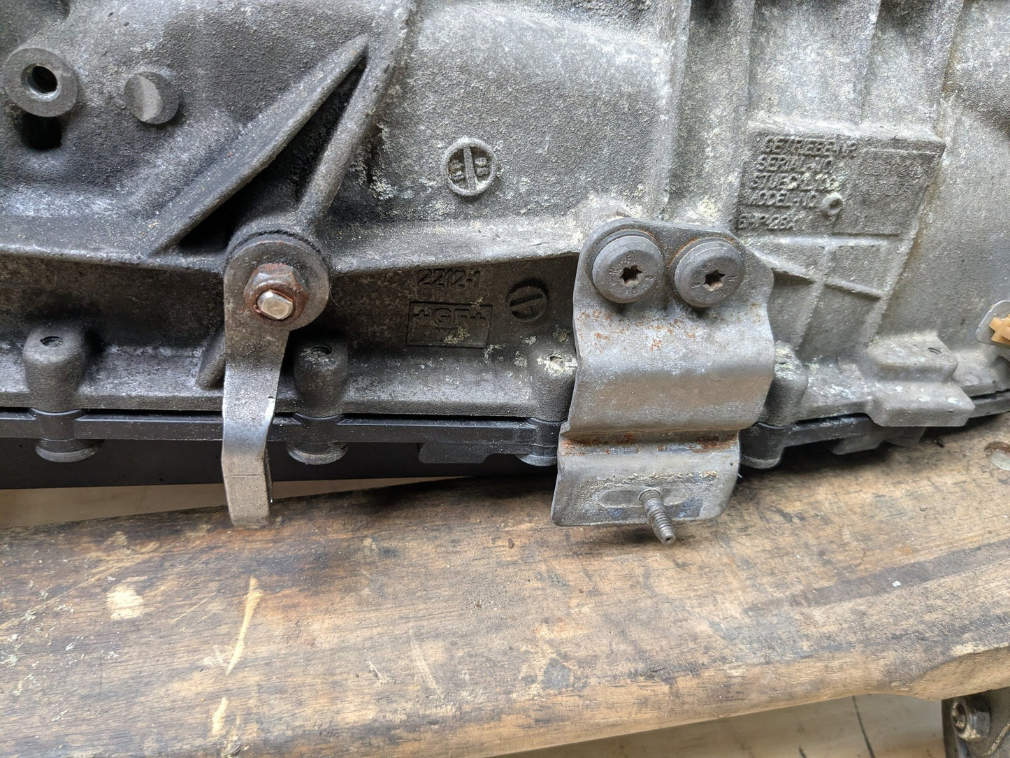 2007 - 2013 BMW X5 E70 Automatic Transmission Assembly 7592369 N62B48B