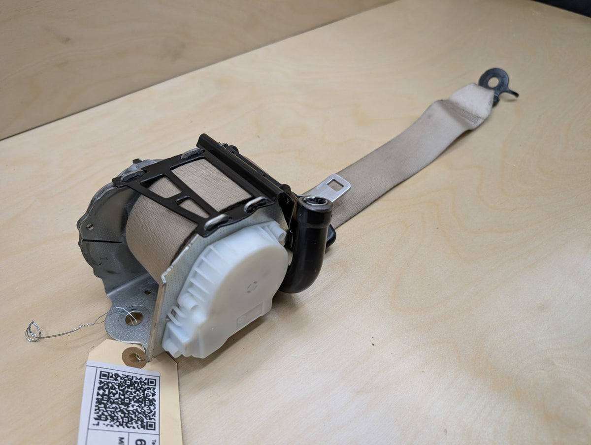 OEM BMW F97 F98 G01 G02 X3 X4 REAR Right Passenger Seat Belt Retractor BEIGE