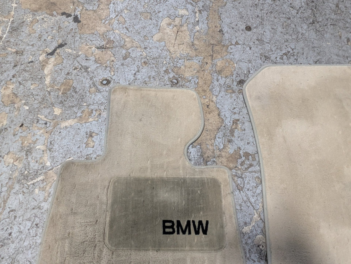 2007-2013 BMW 335i E93 Front Rear Left Right Mat Carpet Floor Mats SET 0429943