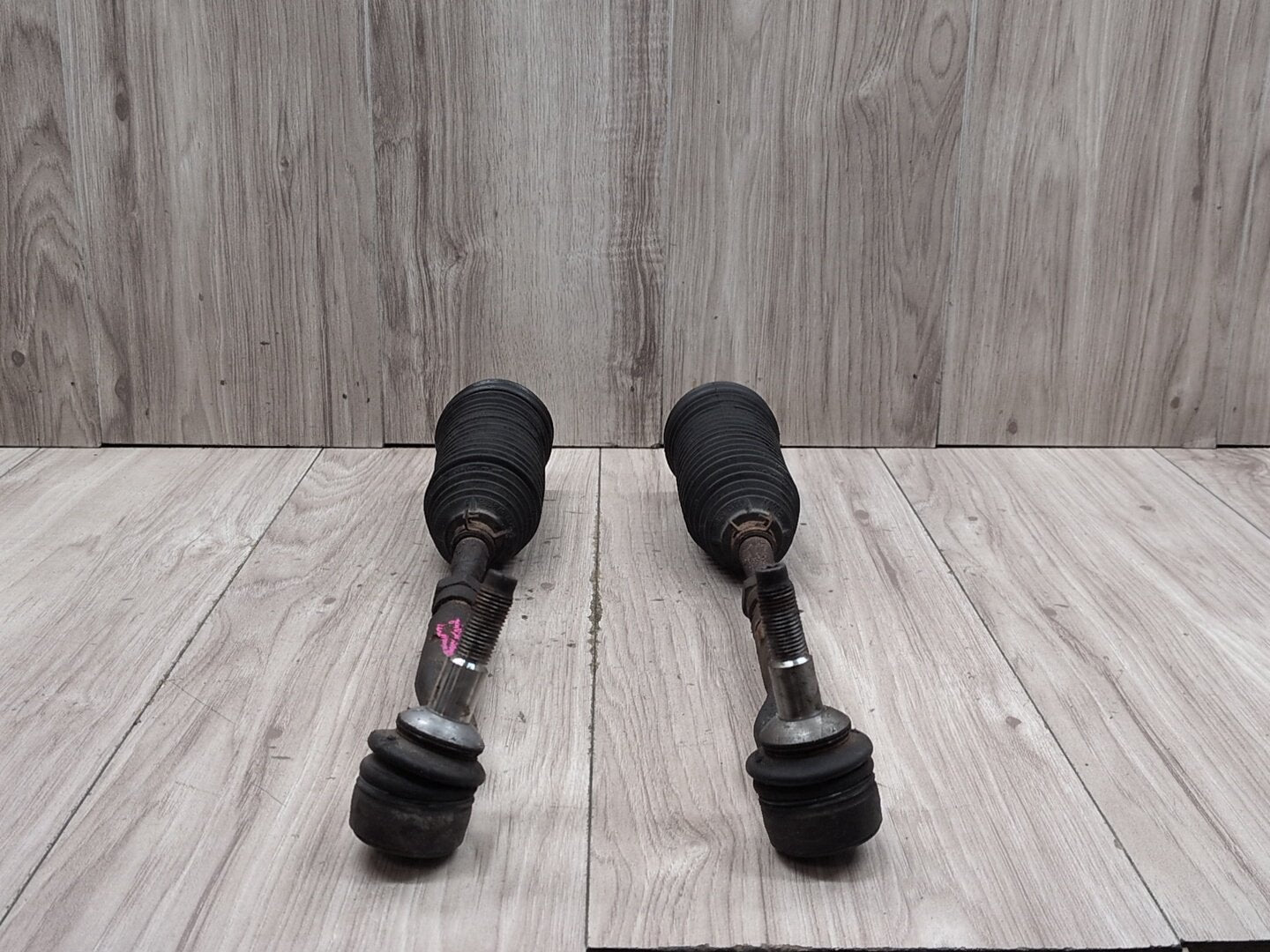 2011-2016 BMW 535i F10 Left Right Tie Rod W/ Boot SET 6784716