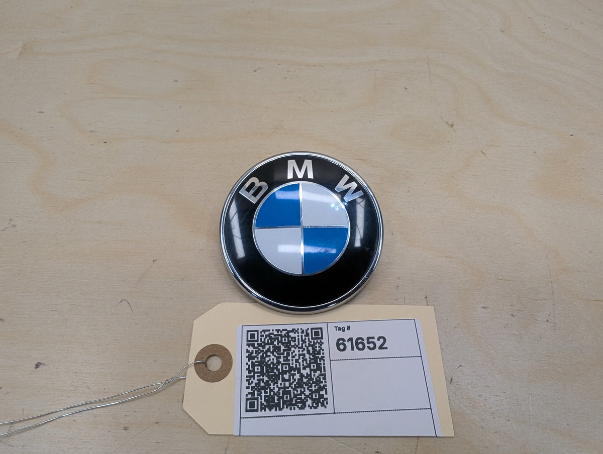 2007-2013 BMW 335i E93 Emblem Badge Symbol Logo 7146052