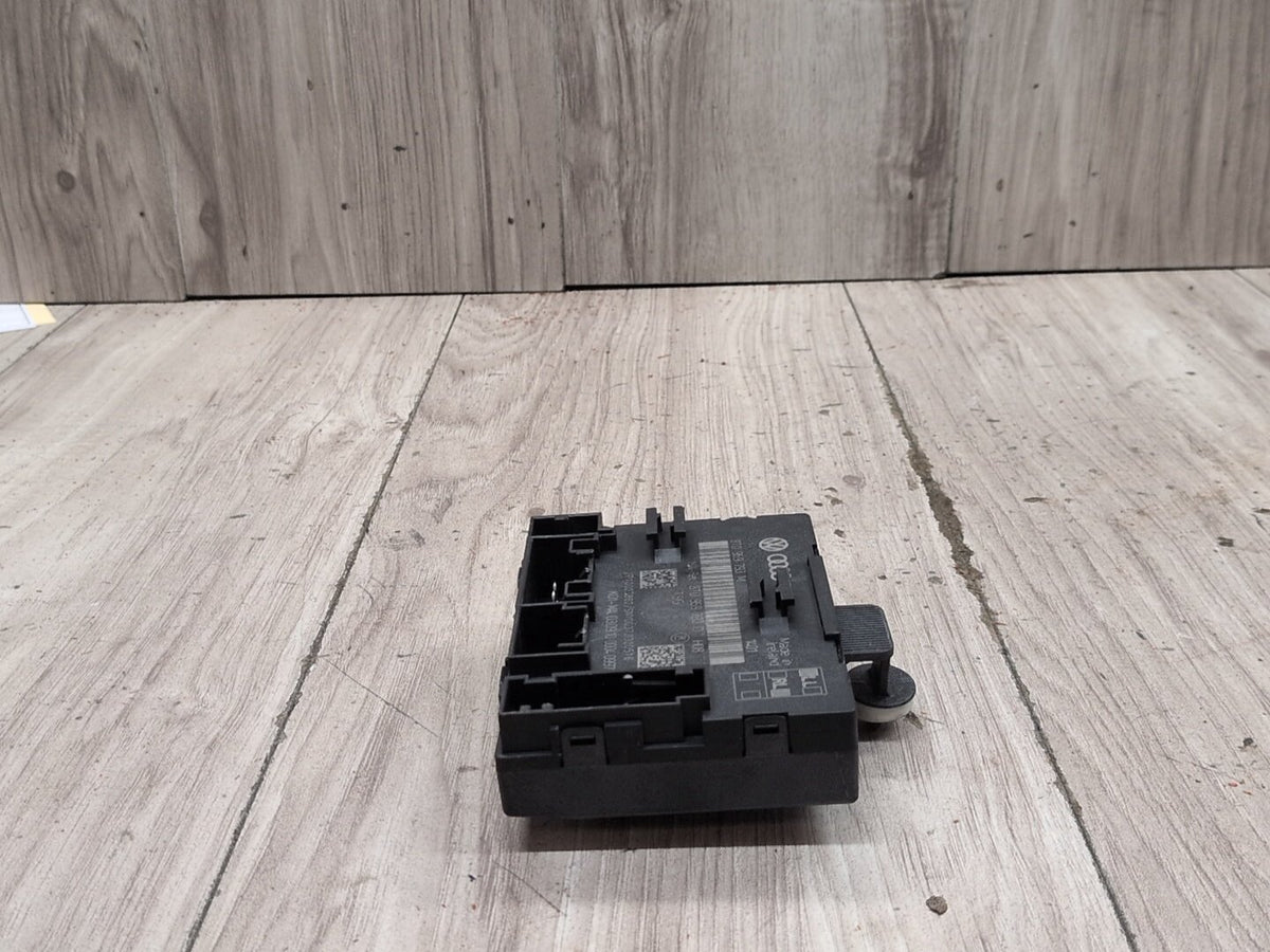 10-13 OEM AUDI A4 S4 S5 Front Left or Right Window Control Module