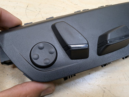 OEM BMW F30 F36 F25 F39 F48 X1 Front Right Passenger Adjust Seat Control Switch
