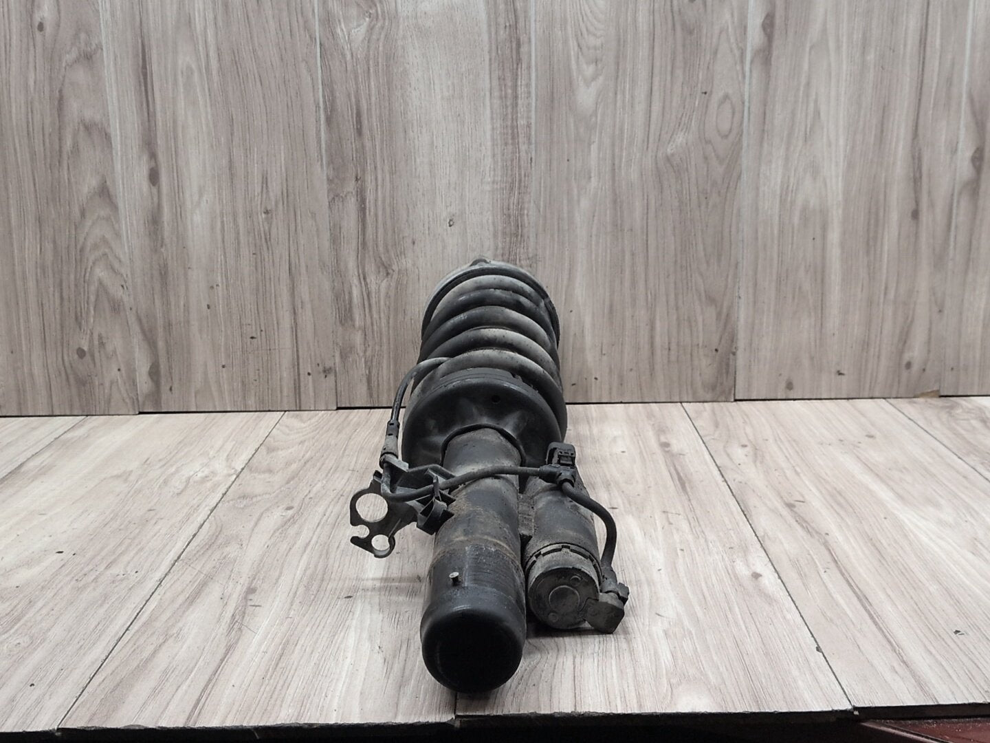 17-23 OEM BMW G30 M550iX Front Left Driver Spring Strut Shock Absorber VDC