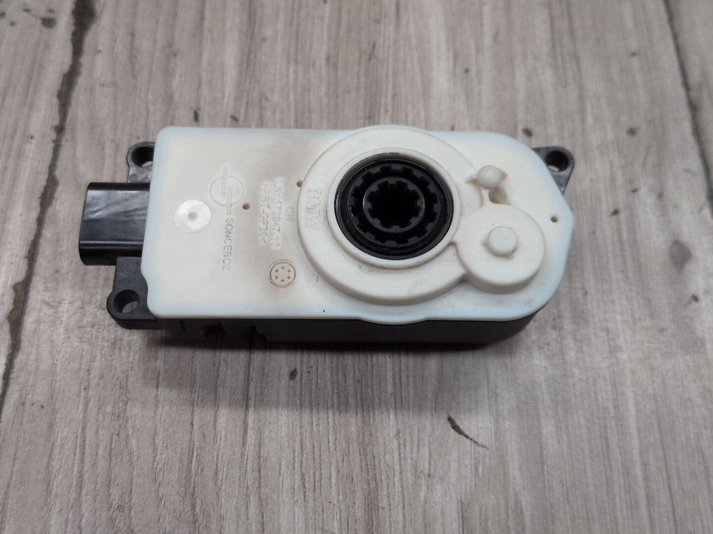 OEM BMW G05 G07 G20 330 M340 X5 Grille Air Flap Intake Shutter Motor Actuator