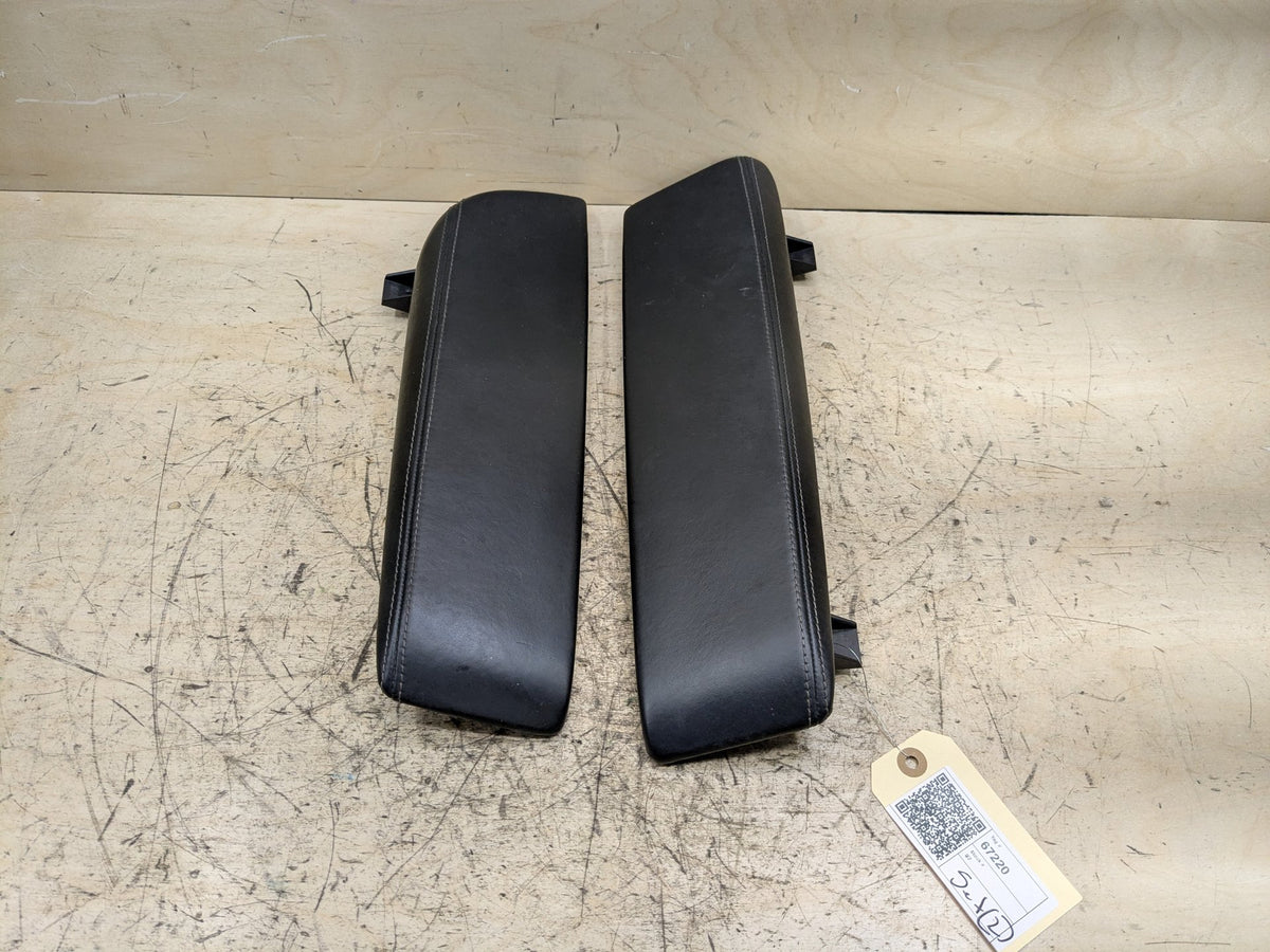 2018-2023 BMW M550i G30 Center Console Armrest Arm Rest 9388149 OEM