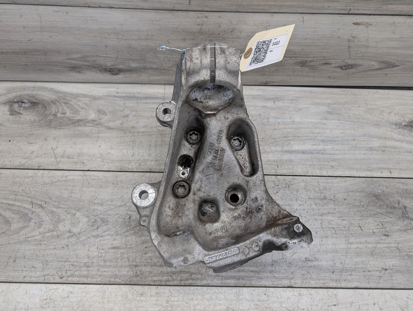 2012-2018 BMW 340i F30 Front Left Driver Spindle Knuckle w/ Bearing 6792287