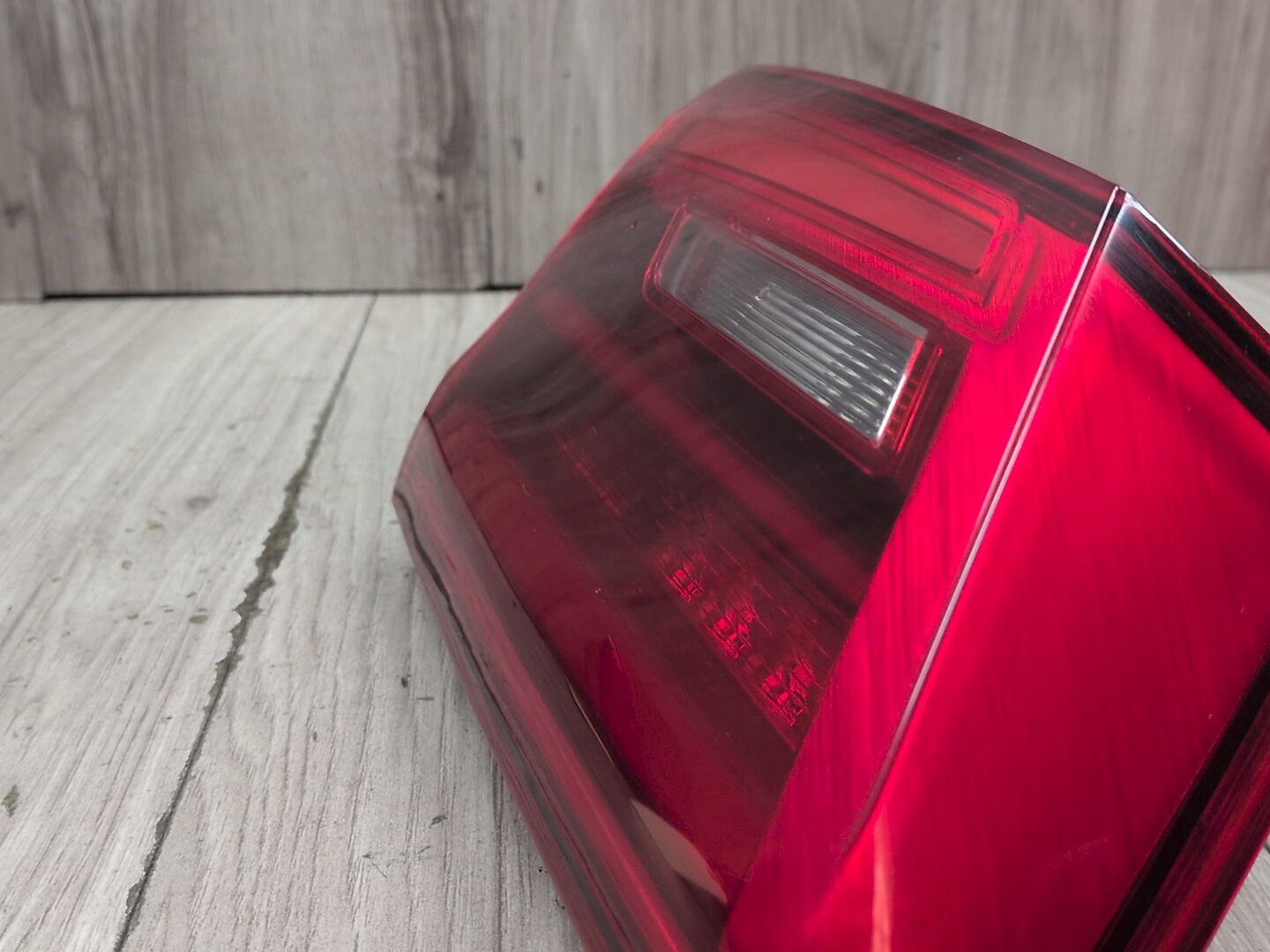 17-20 OEM BMW F90 G30 530 540 M550 M5 Rear Left Driver Inner Trunk Tail Light