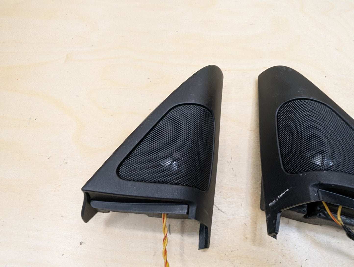 2007-2013 BMW 335i E93 Front Left Right Door Triangle Corner Speaker Assemblys SET 7119174