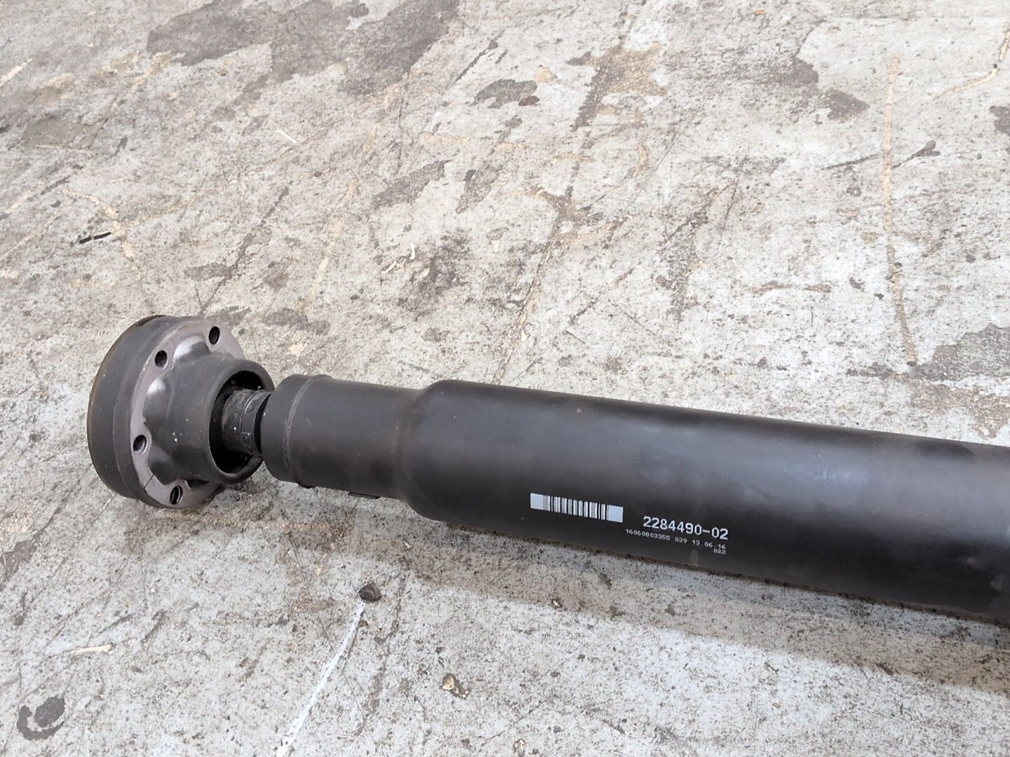 2012-2018 BMW M6 F06 - Rear Propeller Driveshaft Drive Shaft PN: 2284490