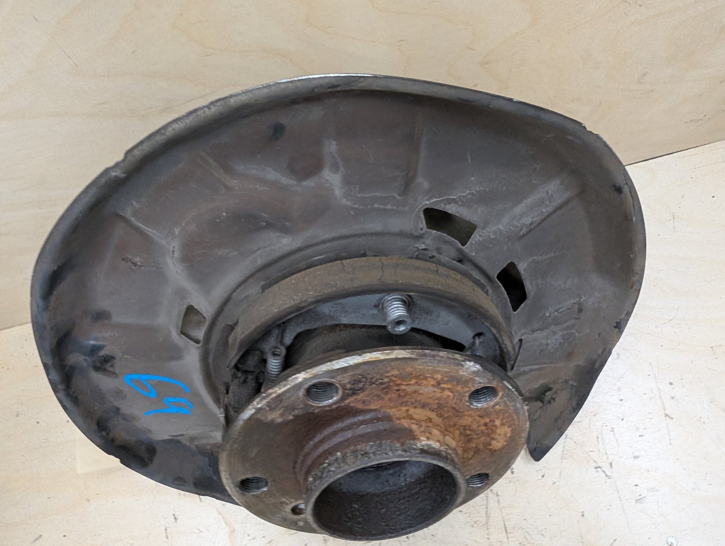 2012-2018 BMW 328i F30 Rear Left Driver Spindle Knuckle w/ Bearing 6792521