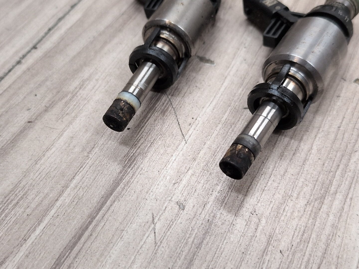 2015-2018 Audi 8U Q3 CCTA Engine Motor Fuel Injector Rail Line SET 06H906036P