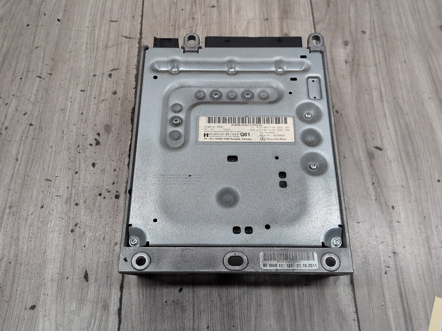 2009-2012 Mercedes-Benz E550 W212 Stereo Audio Amp Amplifier A2129007108 OEM
