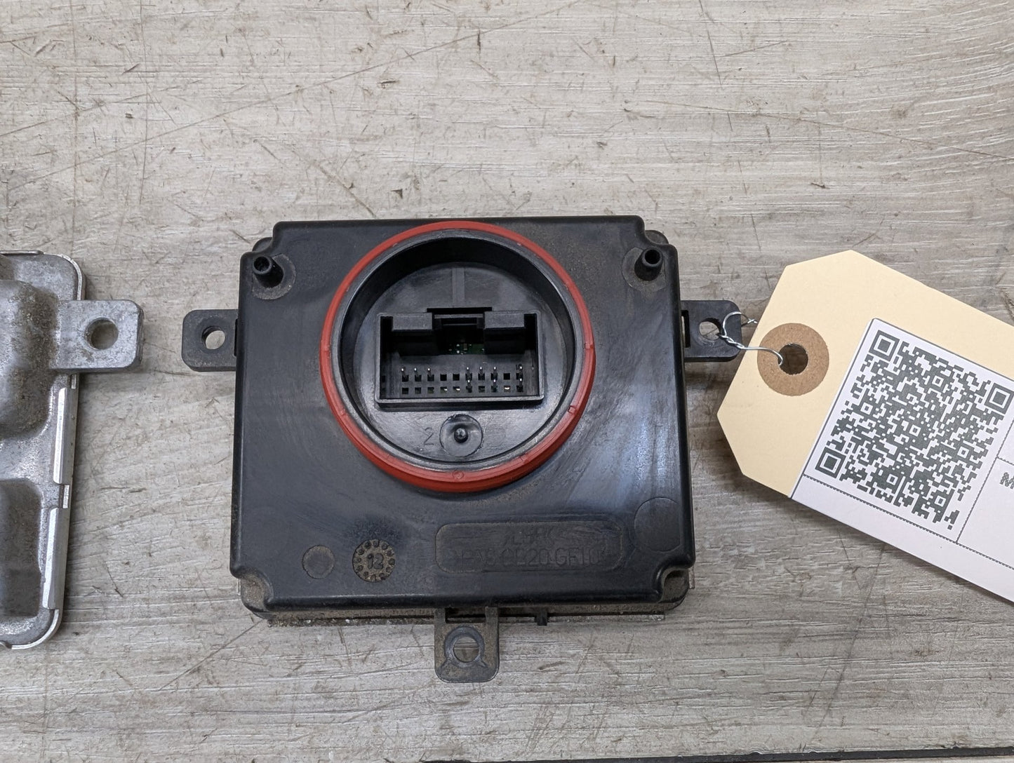 2008 - 2017 Audi S5 8T Front Right Passenger Headlight Ballast Module 8K0941597E