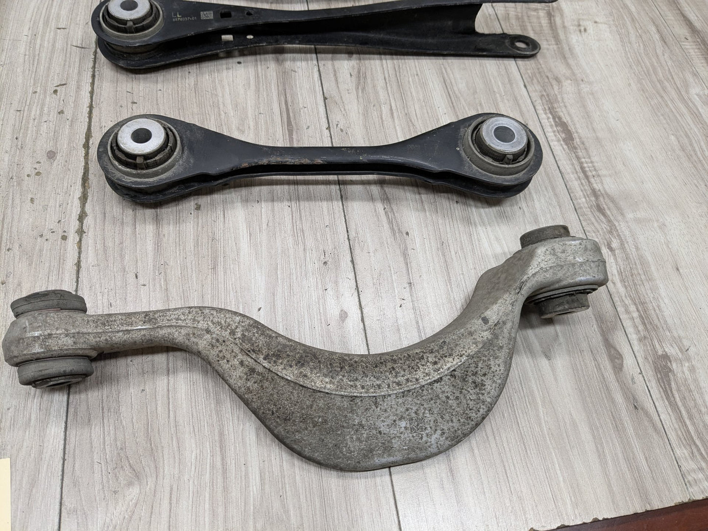 2019 - 2026 BMW X5 G05 Rear Left Driver Control Arms SET 6878018 N63B44M3